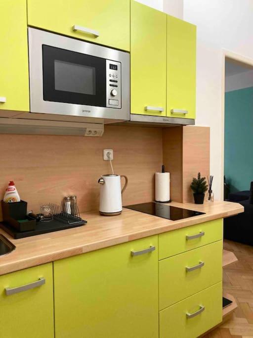 شقة Sunny Flat In Center Of براغ المظهر الخارجي الصورة